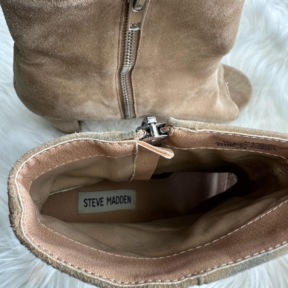 Steve Madden Manzzo Suede Block Heel Peep Toe Bootie in Sand Womens 10 EUC - Picture 9 of 13